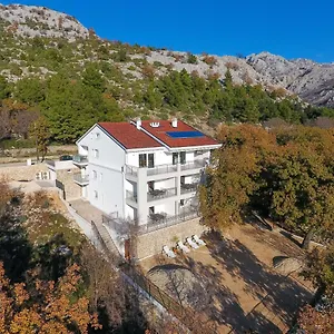 rezervovat zde
