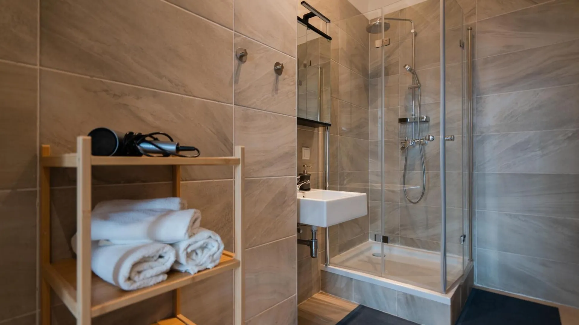 New Favoriten - Serviced Apartments Wiedeń